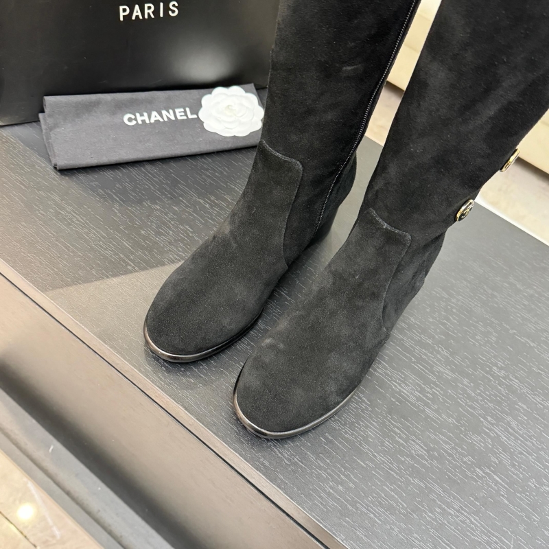 Ch**el boots